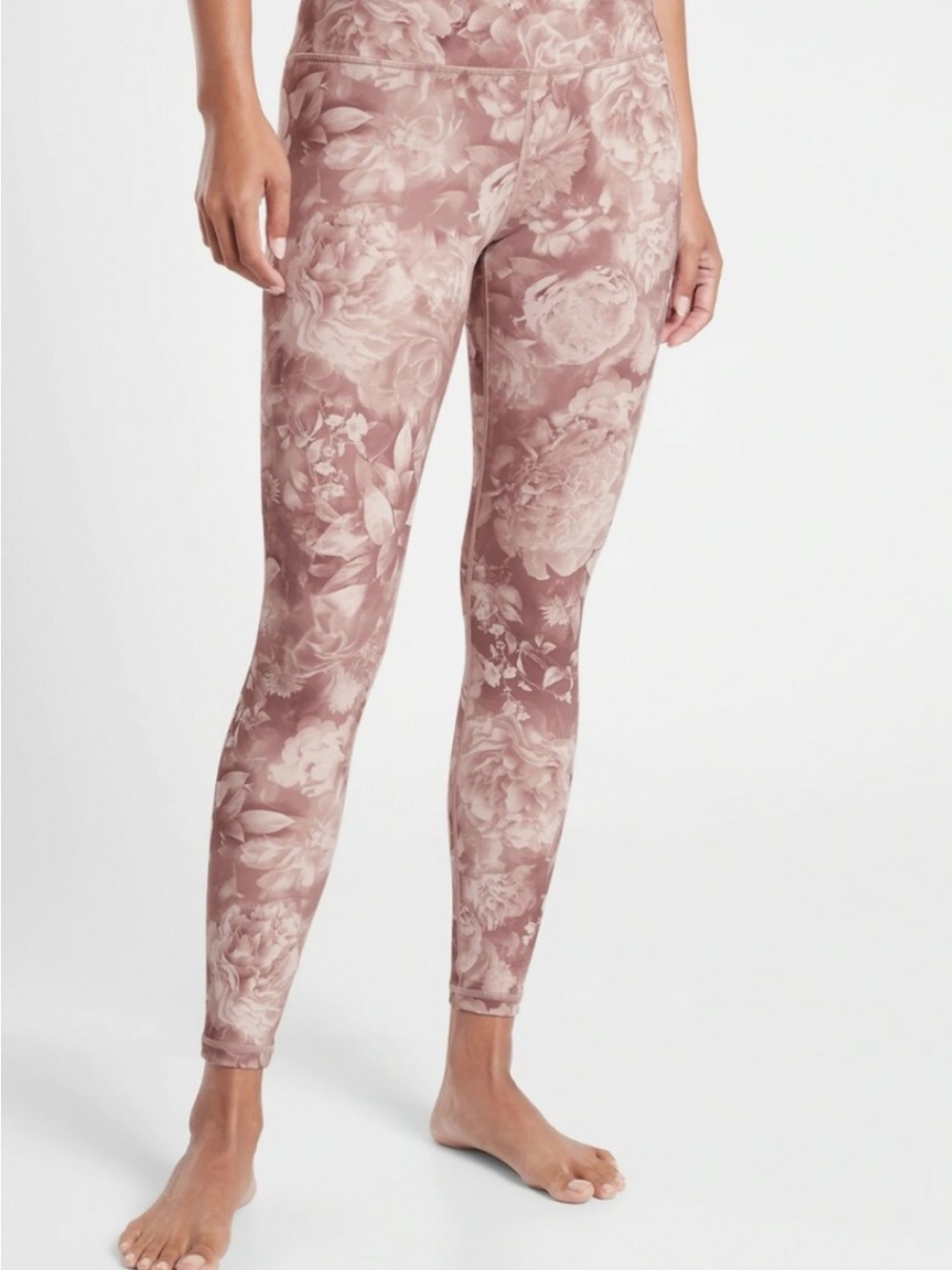 Athleta Elation Antionette Rose Floral High-Rise Leggings in Dusty Mauve, Small